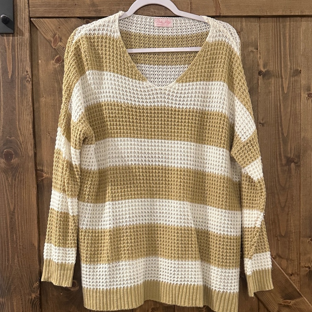 Pink Lily V-Neck Sweater - Cream and Tan